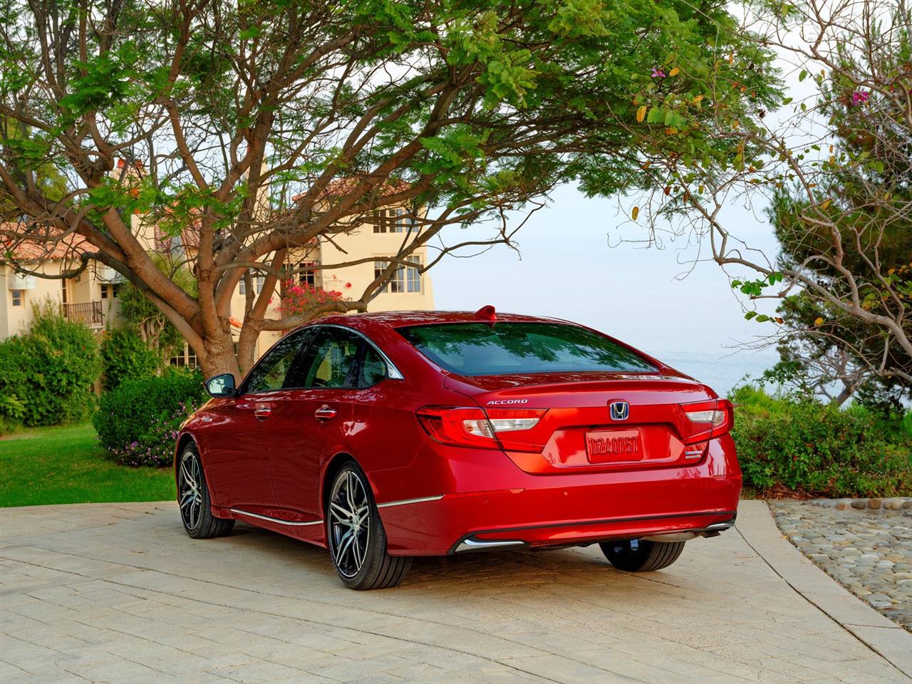 2021 Honda Accord Hybrid Features, Specs and Pricing