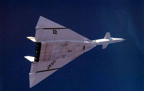 Can Fighter Jets Reach Mach 1?