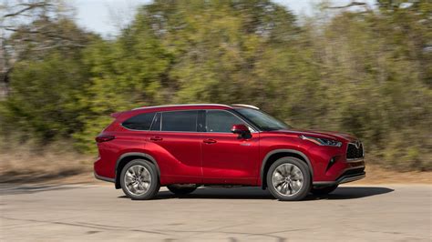 Can Toyota Highlander hybrid run without gas?