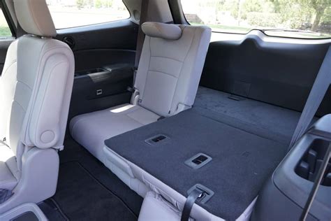 Do Honda Pilots have 3rd row?