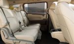 Do seats fold down in Honda Odyssey?