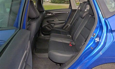 Does a Honda Fit have a back seat?