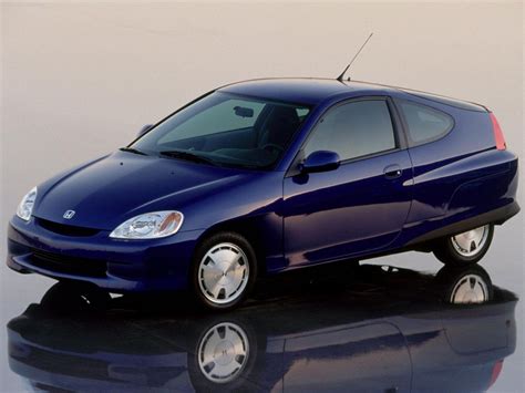 Does Honda Insight run on gas?
