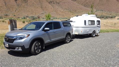 How big of a camper can a Ridgeline pull?