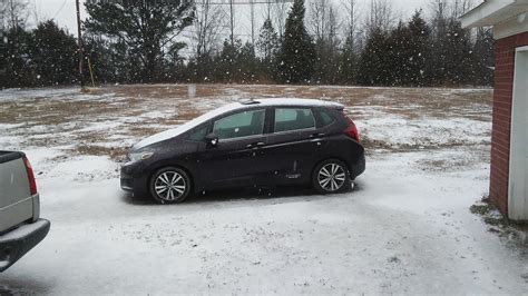 Is Honda Fit good in snow?