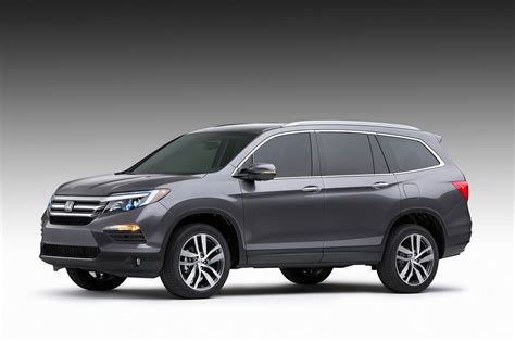 Is the Honda Pilot full time AWD?
